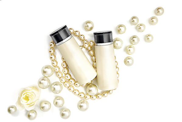 포토 JPG 해외이미지 꽃 포장 목걸이 공 사람없음 스파 화장품 반지 고급 산호 상품 수집 스킨케어 거짓말 구성 바디케어 카피스페이스 해외202004 해외포토 식물 컨셉 장신구 뷰티 공백 자포동물 파일형식 이미지허브