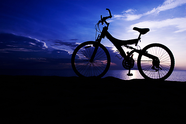 포토 JPG 해외이미지 모양 구름 실루엣 아시아 모래 파도 바다 백그라운드 태국 자연 하늘 아침 휴가 휴식 산 건강 파노라마 풍경 사람없음 물 여름 파란색 컬러풀 햇빛 평화 우주 일출 자전거 침묵 황혼 일몰 새벽 자유 조약돌 수평선 해외202004 해외포토 주간 자연요소 계절 나라 컬러 컨셉 촬영기법 태양 노을 바이크 소리 돌_바위 생태계 파일형식 이미지허브