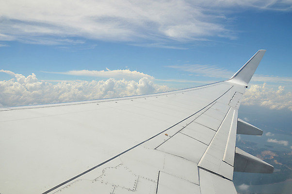 포토 JPG 해외이미지 구름 여행 백그라운드 날개 비즈니스 교통시설 하늘 휴가 비행기 사람없음 파란색 햇빛 태양 일출 맑음 일몰 흰색 분위기 고급 공항 도착 항공 속도 출발 상업 활주로 제트기 승객 엔진 스카이라인 대패 수평선 해외202004 해외포토 자연요소 길 컬러 교통 컨셉 항공교통 날씨 대중교통 노을 시설 파일형식 이미지허브