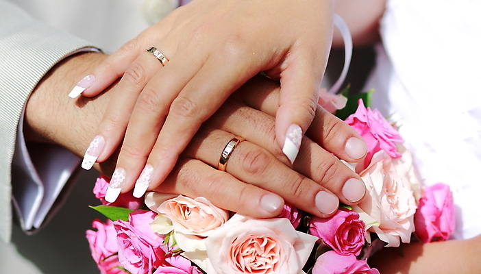 포토 JPG 해외이미지 커플 꽃 꽃다발 결혼 꽃무늬 가족 신혼부부 남편 관리 사랑 사람없음 반지 아내 우아함 통일 해외202004 해외포토 식물 부부 감정 컨셉 무늬 장신구 관계 이벤트 신혼 파일형식 이미지허브