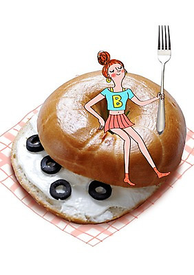 PSD 편집이미지 여자 빵 포크 한명 성인 올리브 베이글 이미지편집 1 식기 열매 음식 사람 파일형식