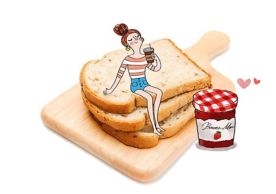 PSD 편집이미지 여자 커피 한명 성인 잼 식빵 딸기잼 나무도마 이미지편집 1 음료 빵 도마 사람 목재 소스_음식 파일형식