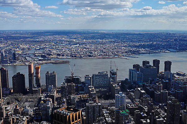 포토 JPG 주간 구름 하늘 풍경 빌딩 사람없음 야외 강 도시 뉴욕 엠파이어스테이트빌딩 국내포토 자연요소 건물 미국 파일형식