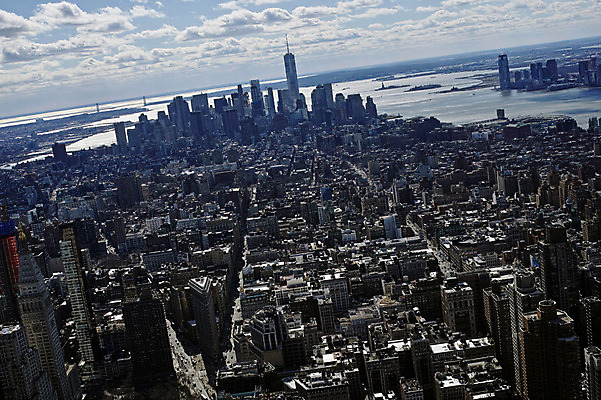 포토 JPG 주간 구름 하늘 풍경 빌딩 사람없음 야외 강 도시 뉴욕 엠파이어스테이트빌딩 국내포토 자연요소 건물 미국 파일형식
