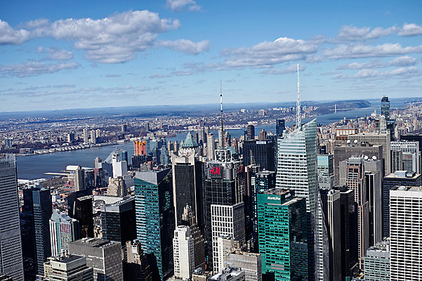 포토 JPG 주간 구름 하늘 풍경 빌딩 사람없음 야외 강 도시 뉴욕 엠파이어스테이트빌딩 국내포토 자연요소 건물 미국 파일형식