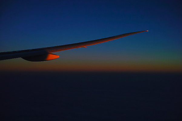 포토 JPG 자연현상 하늘 풍경 사람없음 야외 일몰 비행기날개 국내포토 자연 비행기 노을 파일형식