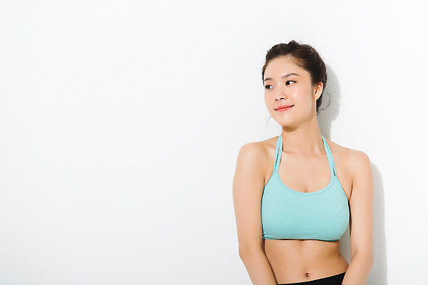 포토 JPG 스튜디오촬영 여자 포즈 다이어트 실내 건강 한명 상반신 20대 성인 앞모습 운동복 한국인 탱크톱 몸매 의료성형뷰티 성인여자한명만 국내포토 1 옷 뷰포인트 상의 사람 동양인 청년 내부 여자한명만 성인여자만 파일형식 인종 여자만 성인만