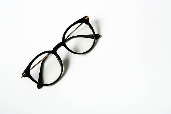 포토 JPG 스튜디오촬영 안경 백그라운드 실내 누끼 사람없음 반사 거울 오브젝트 안경테 국내포토 잡화 내부 파일형식