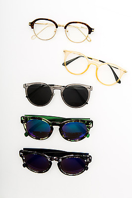 포토 JPG 스튜디오촬영 안경 백그라운드 실내 누끼 사람없음 선글라스 반사 거울 오브젝트 안경테 국내포토 잡화 내부 파일형식