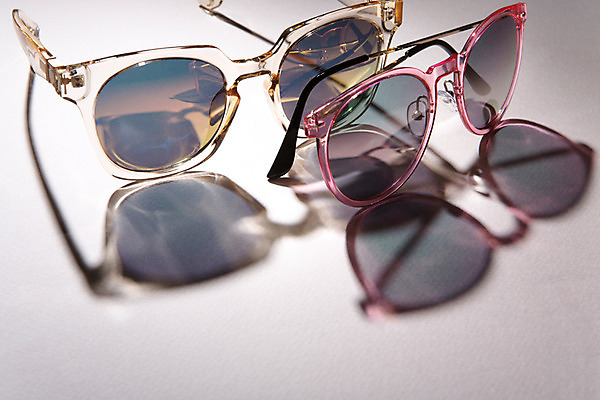 포토 JPG 스튜디오촬영 안경 백그라운드 실내 그림자 사람없음 선글라스 반사 거울 오브젝트 안경테 국내포토 잡화 내부 파일형식