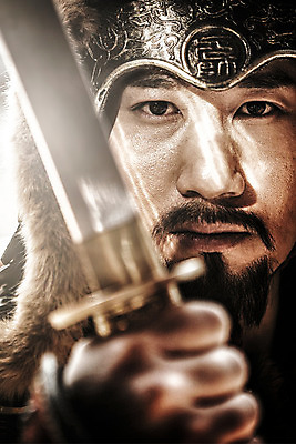 JPG 편집이미지 전통 남자 포스터 한명 상반신 성인 앞모습 30대 빛 한국인 역사 칼 장군 갑옷 디지털아트 성인남자한명만 사극 편집실사 직업 1 뷰포인트 사람 동양인 장년 보호장비 CG 남자한명만 성인남자만 파일형식