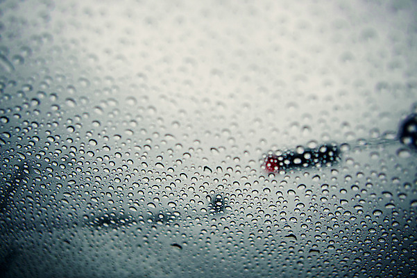 포토 JPG 주간 도로 길 백그라운드 유리 사람없음 야외 빗방울 감성 국내포토 자연요소 컨셉 교통시설 재질 비_날씨 파일형식