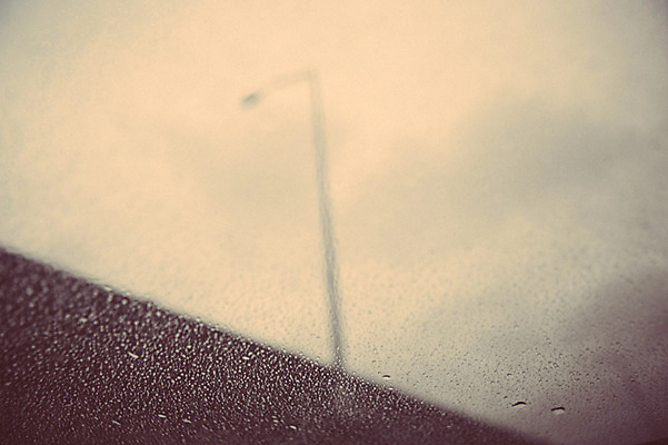 포토 JPG 주간 도로 길 백그라운드 유리 사람없음 야외 빗방울 감성 국내포토 자연요소 컨셉 교통시설 재질 비_날씨 파일형식