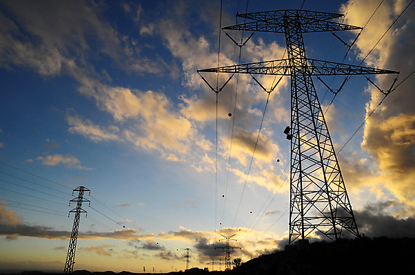 포토 JPG 해외이미지 식물 실루엣 산업 선 하늘 사람없음 환경 탑 금속 힘 일몰 에너지 역 전염 철사 철탑 공학 전압 철강 공급 해외202004 해외포토 건축물 교육 교통시설 재질 촬영기법 노을 질병 감염 파일형식 이미지허브