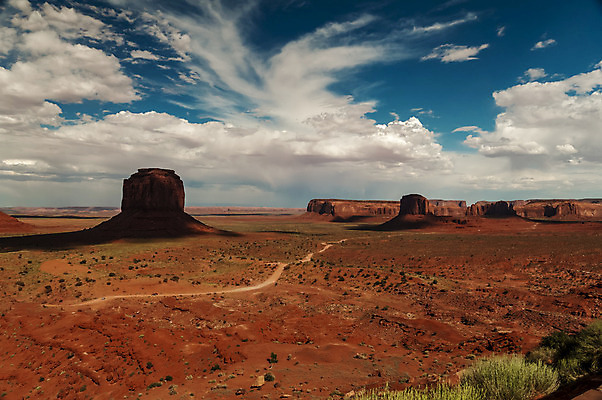 포토 JPG 해외이미지 응시 공원 도로 상징 창문 풍경 사람없음 야외 평화 탑 미국 침묵 사막 시골 큼 부식 아치 북쪽 사암 내추럴 길가 서쪽 전국 지질학 해외202004 해외포토 건축물 시선 공공시설 교육 길 컨셉 북아메리카 교통시설 소리 돌_바위 크기 방향 파일형식 이미지허브