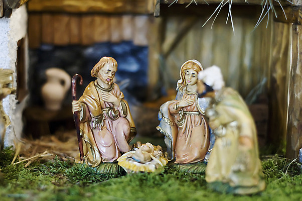 포토 JPG 해외이미지 전통 계절 남자 종교 크리스마스 겨울 가족 휴가 기념 선물 사람없음 장식 가로 숫자 성경 수확 예수 성자 야간 플라스틱 12월 복고 장면 신성 요셉 노엘 베들레헴 신앙심 해외202004 해외포토 자연요소 문자 기념일 기독교 농업 종교용품 관계 재질 사람 신_종교 날짜 파일형식 이미지허브