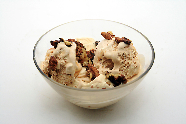 포토 JPG 해외이미지 과일 유리 디저트 사람없음 빨간색 여름 노란색 얼음 추위 견과류 흰색 달콤 맛 먹기 크림 칼로리 커스터드 해외202004 해외포토 자연요소 계절 음식 컬러 컨셉 모션 재질 파일형식 이미지허브