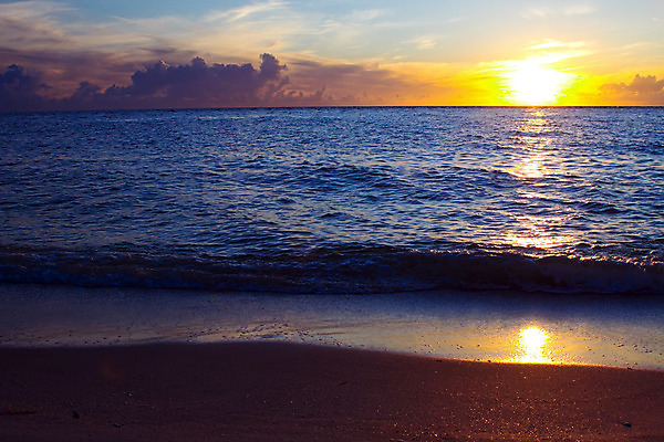 포토 JPG 해외이미지 구름 직업 실루엣 도로 파도 바다 분홍색 여행 백그라운드 오렌지 자연 벽지 하늘 아침 열쇠 낚시 휴가 손바닥 풍경 소년 사람없음 야외 빨간색 물 여름 파란색 컬러풀 장난감 태양 반사 노란색 일출 보라색 미국 일몰 보트 야간 저녁 정사각형 장면 대서양 깨짐 수평선 플로리다 해외202004 해외포토 주간 자연요소 도형 손 계절 남자 길 어린이 컬러 컨셉 북아메리카 배_교통 과일 교통시설 레저 촬영기법 노을 생태계 파일형식 이미지허브