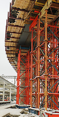 포토 JPG 해외이미지 외관 유럽 산업 도로 선 백그라운드 이동 건축양식 교통시설 추상 미래 풍경 사람없음 건물 금속 도시 고가도로 고속도로 도심 철 상업 방법 철강 콘크리트 해외202004 해외포토 건축물 건축 나라 길 교통 컨셉 무늬 재질 시설 파일형식 이미지허브