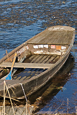 포토 JPG 해외이미지 바다 여행 백그라운드 크리스마스 겨울 교통시설 휴식 선반 풍경 사람없음 야외 물 평화 냉동 얼음 침묵 추위 자유 보트 황무지 정지 고독 편안함 시원함 북극 버리기 명상 함선 서리 무인 옛날 위도 조난 치유 혼자 해외202004 해외포토 자연요소 계절 기념일 감정 가구 교통 컨셉 배_교통 모션 소리 감각 극지방 시설 파일형식 이미지허브