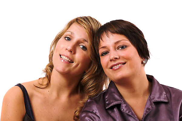 포토 JPG 해외이미지 백인 여자 행복 유럽 가족 미소 소녀 두명 친구 우정 흰배경 자매 언니 고립 해외202004 해외포토 서양인 감정 나라 어린이 백그라운드 관계 표정 사람 흰색 파일형식 이미지허브