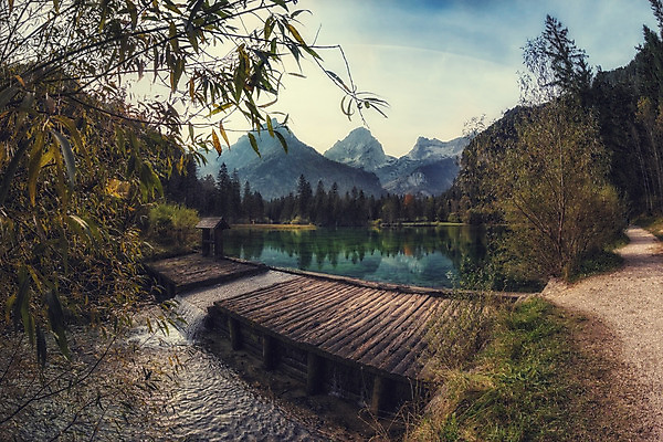 포토 JPG 해외이미지 공원 유럽 호수 여행 백그라운드 자연 하늘 아침 산 파노라마 풍경 사람없음 목재 초록색 여름 강 평화 계곡 침묵 하이킹 추위 개울 오스트리아 숲 알프스 엽서 해외202004 해외포토 주간 나무 계절 공공시설 나라 컬러 컨셉 재료 레저 촬영기법 소리 편지 생태계 파일형식 이미지허브