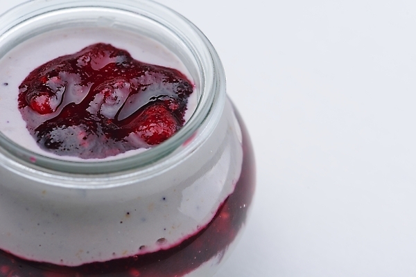 포토 JPG 해외이미지 실내 사람없음 한개 흰배경 푸딩 과일푸딩 해외202004 해외포토 1 백그라운드 디저트 내부 흰색 파일형식 이미지허브