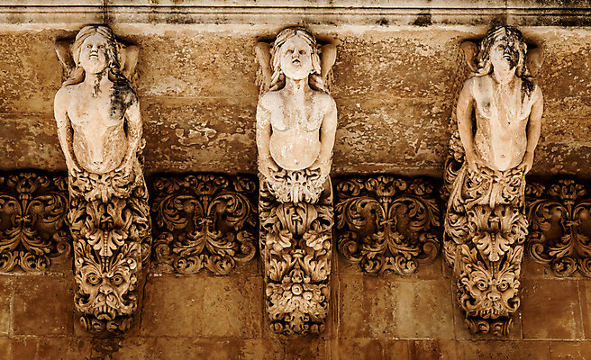 포토 JPG 해외이미지 전통 디자인 유럽 조각 백그라운드 건축양식 주택 미술 사람없음 조각상 숫자 금속 이탈리아 궁전 수확 골동품 발코니 도시 역사 재산 고급 땅 질감 복고 고딕 그런지 바로크 석회암 솜씨 옛날 해외202004 해외포토 문자 건축 나라 컨셉 고건축 농업 재질 문화예술 건물 금융 조형물 암석 파일형식 이미지허브