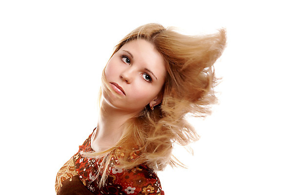 포토 JPG 해외이미지 백인 응시 얼굴 포즈 바람 한명 사람 빛 금발 유행 흰색 표현 최고 만족 고립 정리함 스타일 해외202004 해외포토 자연요소 서양인 1 헤어스타일 시선 감정 컬러 날씨 신체부위 파일형식 이미지허브