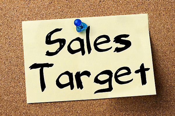 포토 JPG 해외이미지 종이 컨셉 비즈니스 성공 설계 안내 아이디어 광고판 사람없음 파란색 사무실 노란색 판매 세일 사무용품 달력 메시지 시장 압정 목표 대표 골 조언 해외202004 해외포토 컬러 문구용품 알림판 판 파일형식 이미지허브