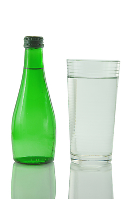 포토 JPG 해외이미지 음료 음식 다이어트 유리 건강 사람없음 물 반사 거품 거울 젖음 촉촉함 에너지 물방울 신선 투명 액체 떨어짐 수분 컨테이너 플라스틱 갈증 순수 상쾌 칼로리 내추럴 캡모자 해외202004 해외포토 자연요소 모자_잡화 감정 산업 컨셉 재질 파일형식 이미지허브