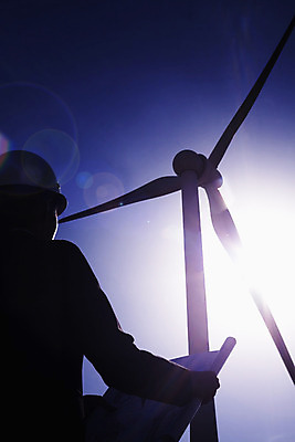 포토 JPG 해외이미지 직업 여자 실루엣 로우앵글 하늘 설계 중국문화 기술 한명 서기 상반신 20대 야외 뒷모습 세로 컬러풀 햇빛 환경 중국 잡기 작업 엔지니어 그린에너지 풍력에너지 안전모 환경보전 청사진 효율 카피스페이스 해외202004 해외포토 1 동양문화 아시아 뷰포인트 컬러 외국문화 컨셉 모션 촬영기법 사람 청년 태양 공백 에너지 기술자 헬멧 안전장비 사회이슈 파일형식 이미지허브