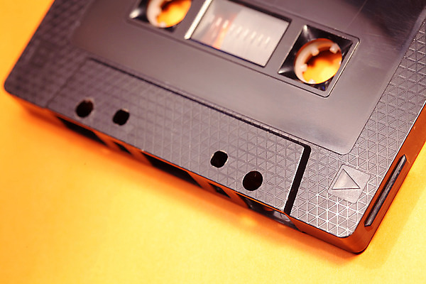 포토 JPG 해외이미지 음악 노래 놀이 사람없음 옆모습 소리 공백 듣기 수확 카세트테이프 역사 클래식 혼합 플라스틱 앨범 DJ 오브젝트 복고 디스코 오디오 테이프 아날로그 수납 스테레오 얼레 80대 구식 녹음기 뮤지컬 선로 옛날 해외202004 해외포토 노년 뷰포인트 컨셉 농업 모션 재질 문화예술 문구용품 전자제품 춤 파일형식 녹음_기록 이미지허브