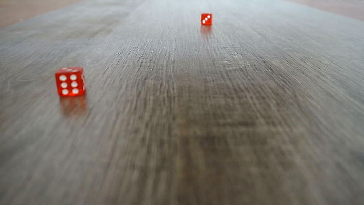 포토 JPG 해외이미지 라이프스타일 백그라운드 돈 2 놀이 성공 안전 사람없음 빨간색 숫자 검은색 회색 게임 흰색 죽음 우승 쌍 행운 던지기 재산 도박 위험 큐브 카지노 주사위 기회 정사각형 롤 포커 말뚝 중독 돌리기 라스베가스 잭팟 적자 튕기기 해외202004 해외포토 도형 문자 컬러 컨셉 모션 생활 금융 최고 트럼프 파일형식 이미지허브