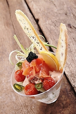 포토 JPG 해외이미지 전통 섬 새우 건강 어류 사람없음 저녁식사 샐러드 칵테일 해산물 점심식사 섞기 캐비아 해외202004 해외포토 음식 식재료 주류 갑각류 식사 수중동물 파일형식 이미지허브