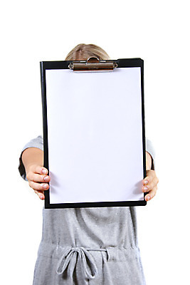 포토 JPG 해외이미지 백인 손 여자 종이 백그라운드 비즈니스 사업가 텍스트 광고판 한명 사람 사무실 우주 쪽지 공백 정보 흰색 잡기 비즈니스우먼 발표 쇼 보여주기 시트 숨김 고립 서류판 주목 해외202004 해외포토 서양인 직업 1 컬러 컨셉 모션 알림판 신체부위 사무용품 직장인 판 파일형식 이미지허브