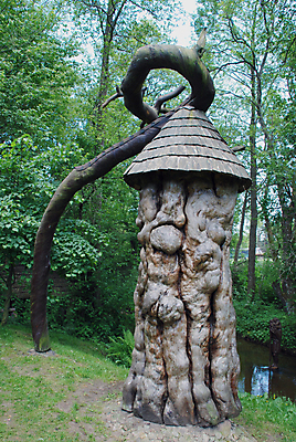 포토 JPG 해외이미지 나무 조각 지붕 미술 사람없음 목재 정원 개울 숲 호기심 옛날 특별함 해외202004 해외포토 식물 감정 컨셉 재료 문화예술 강 파일형식 이미지허브