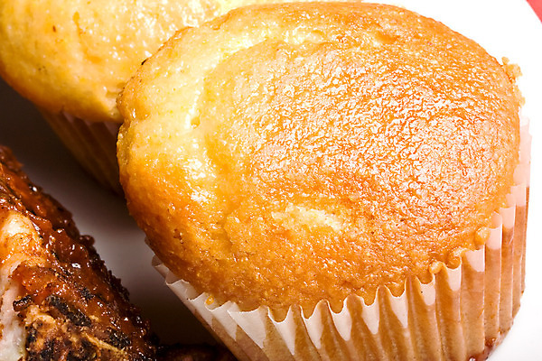 포토 JPG 해외이미지 접시 음식 빵 따뜻함 옥수수 요리 사람없음 노란색 케이크 주방 식사 저녁식사 빵집 껍질 신선 황금 달콤 맛 아침식사 낟알 굽기 머핀 레시피 점심식사 구식 핸드메이드 해외202004 해외포토 식기 컬러 컨셉 디저트 곡류 상점 구이 파일형식 이미지허브