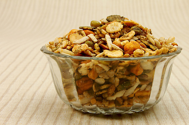 포토 JPG 해외이미지 음식 조각 옥수수 사람없음 컵 견과류 튀김 차 맥박 혼합 인도인 시리얼 굽기 매움 라마단 채식주의자 파키스탄 해외202004 해외포토 외국인 식기 아시아 음료 의학 곡류 동양인 맛 구이 채식 파일형식 이미지허브