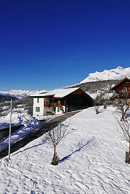 포토 JPG 해외이미지 조각 겨울 자연 스키 파노라마 풍경 사람없음 마을 추위 흰색 시골집 휴양지 양배추 샤모니 선로 해외202004 해외포토 계절 컬러 채소 겨울스포츠 주택 촬영기법 장소 프랑스 생태계 파일형식 이미지허브