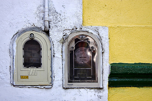 포토 JPG 해외이미지 산업 선 벽 십자가 주택 자물쇠 사람없음 초록색 노란색 힘 페인트 에너지 도시 점 얼룩 투명 티켓 역사 연결 플라스틱 철 계산대 측정 시멘트 튜브 스위치 아르헨티나 계산서 놋쇠 부에노스아이레스 옛날 철강 현재 해외202004 해외포토 컬러 컨셉 재질 건물 남아메리카 파일형식 이미지허브