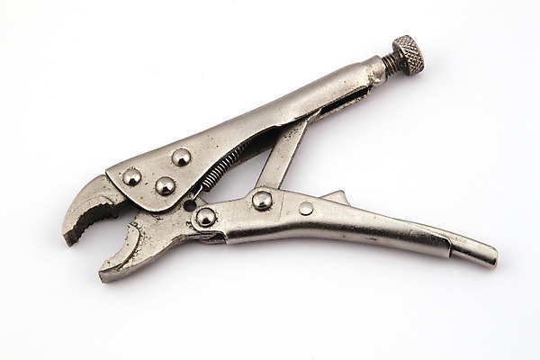 포토 JPG 해외이미지 산업 집게 손잡이 사람없음 금속 장비 흰색 공구 잡기 수리 은색 고정 철강 하드웨어 해외202004 해외포토 컬러 모션 재질 컴퓨터 도구 파일형식 이미지허브