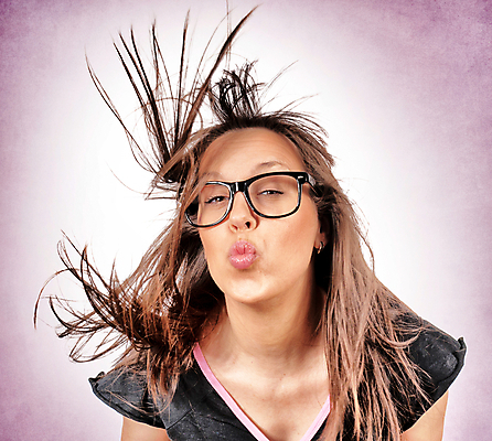 포토 JPG 해외이미지 백인 라이프스타일 헤어스타일 여자 행복 얼굴 백그라운드 키스 주택 갈색머리 실내 발렌타인데이 건강 사랑 한명 미소 사람 성인 유행 기쁨 흰색 점 우아함 중앙 떨어짐 입술 긍정 해외202004 해외포토 서양인 1 감정 컬러 컨셉 데이이벤트 표정 내부 건물 생활 신체부위 애정표현 파일형식 이미지허브