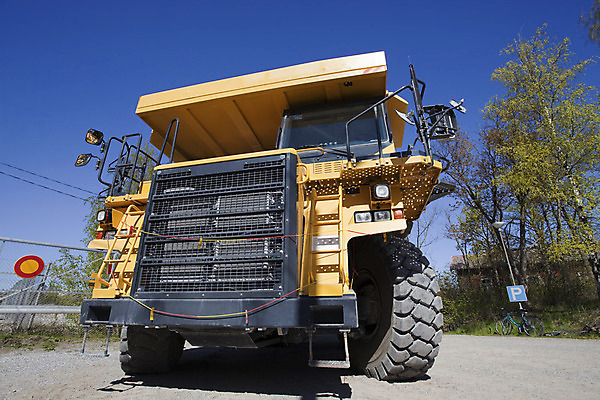 포토 JPG 해외이미지 식물 산업 공장 하늘 핀란드 사람없음 파란색 버리기 발굴 짐차 석회암 오프로드 해외202004 해외포토 컬러 공업 모션 자동차 북유럽 암석 파일형식 이미지허브