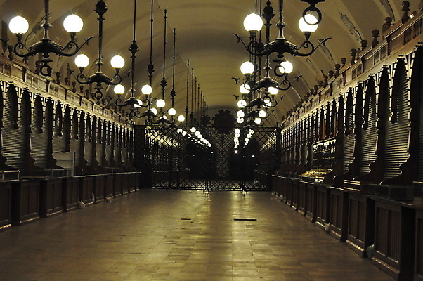 포토 JPG 해외이미지 유럽 주택 사람없음 강 성당 역사 시장 야간 정사각형 폴란드 크라쿠프 해외202004 해외포토 자연요소 도형 나라 종교건축 건물 파일형식 이미지허브