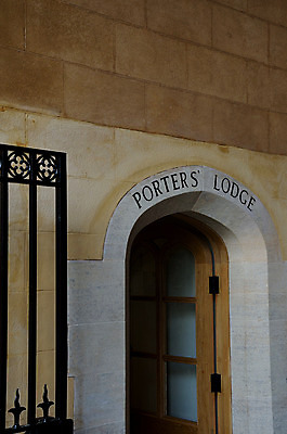 포토 JPG 해외이미지 전통 교실 사람없음 오두막 아치 대학교 옛날 해외202004 해외포토 교육 학교 파일형식 이미지허브