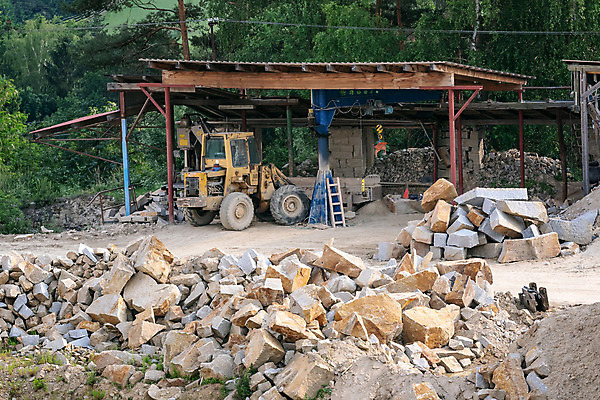 포토 JPG 해외이미지 산업 지구 교통시설 모션 자연 표면 사람없음 건물 물 환경 금속 힘 기계 장비 탐험 바위 공구 업무 큼 광석 굴착기 삽 발굴 먼지 무거움 그런지 옛날 지질학 채석 철강 추출 화강암 해외202004 해외포토 자연요소 건축물 교육 교통 재질 암석 돌_바위 도구 작업 중장비 무게 크기 시설 생태계 파일형식 이미지허브