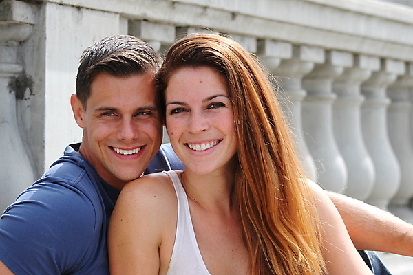 포토 JPG 해외이미지 백인 라이프스타일 커플 여자 남자 행복 결혼 2 데이트 건축양식 관계 남편 휴가 함께함 사랑 웃음 사람 앉기 소년 성인 야외 두명 기쁨 도시 아내 결합 해외202004 해외포토 서양인 건축 감정 어린이 컨셉 모션 표정 이벤트 생활 파일형식 이미지허브