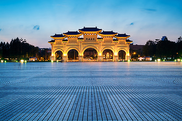 포토 JPG 해외이미지 아시아 전통문화 사람없음 도시풍경 여행객 정원 동남아시아 중국 일몰 새벽 도시 야간 대만 아치 스카이라인 빛망울 명승지 해외202004 해외포토 자연요소 전통 나라 문화 사람 풍경 빛 노을 파일형식 이미지허브