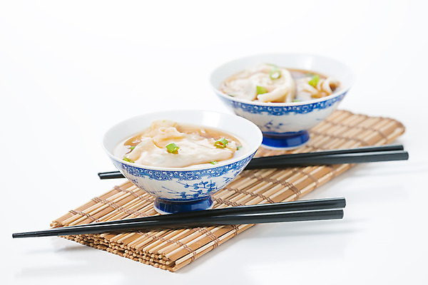 포토 JPG 해외이미지 음식 채소 요리 동양인 사람없음 중국 뜨거움 사발 수프 경단 채식주의자 카피스페이스 비건 해외202004 해외포토 아시아 인종 공백 사기그릇 채식 파일형식 이미지허브